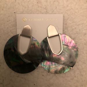 Kendra Scott earring